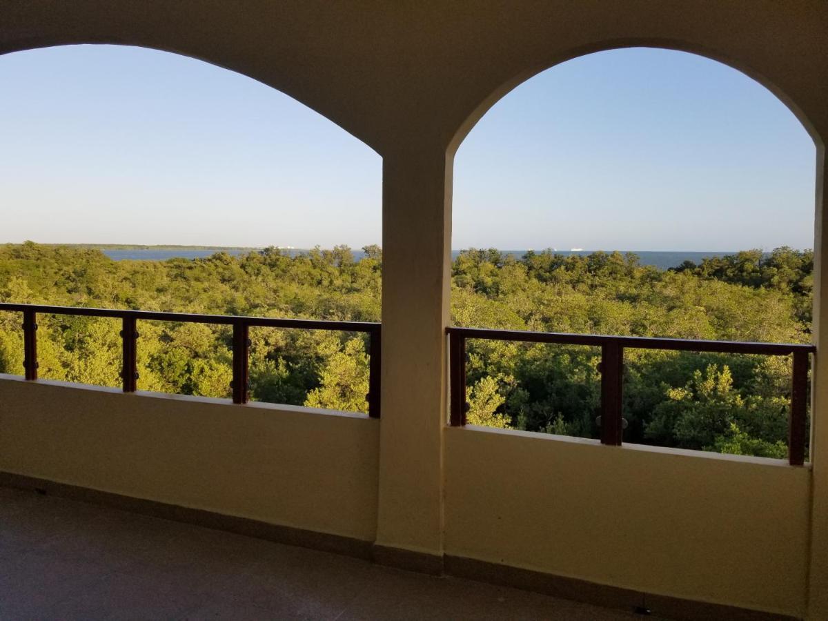 Royal View Apartment Plus Белиз-Сити Экстерьер фото